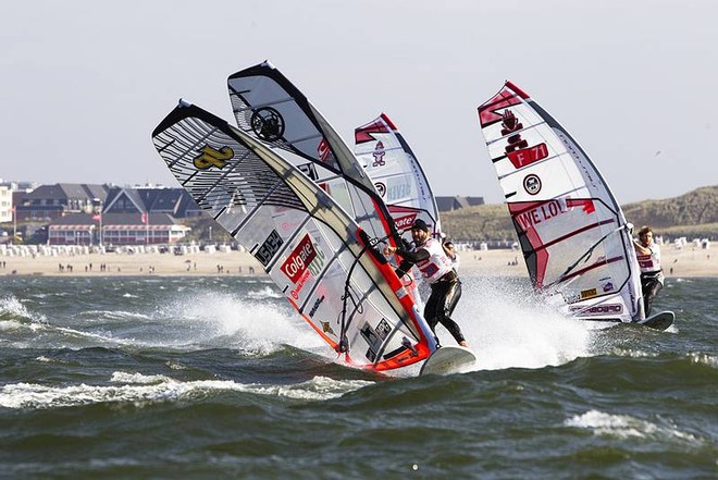 Micah at the mark - PWA Colgate World Cup Sylt 2010 ©  John Carter / PWA http://www.pwaworldtour.com
